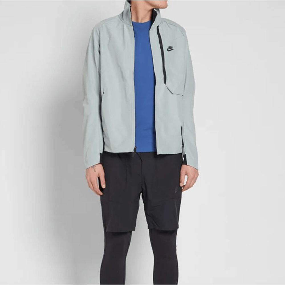 NEW Men's Large NIKE TECH Fleece Shield Jacket Coat Light Gray Grey 914082 019 - Picture 2 of 8